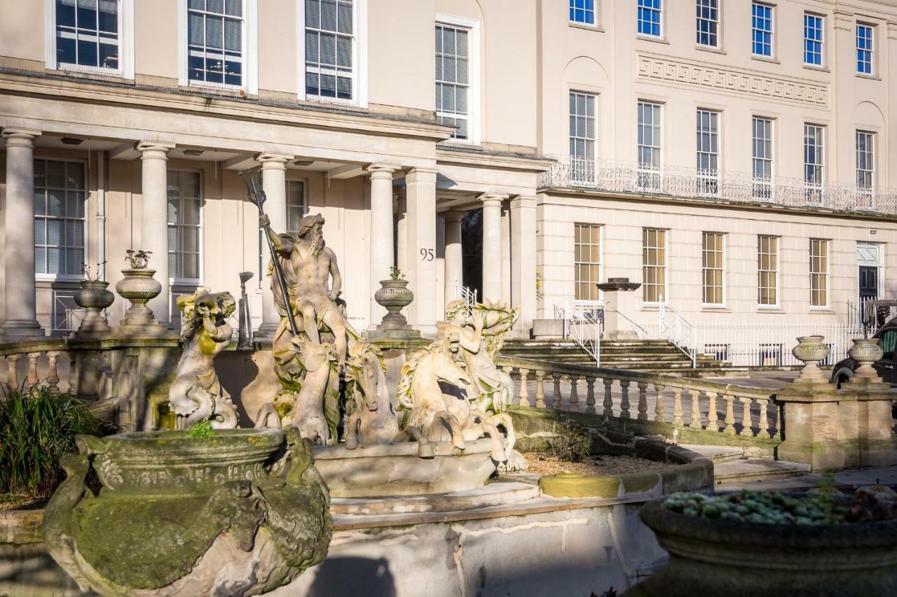 Elliot Oliver - Stylish 2 Bedroom Town Centre Apartment Cheltenham Exterior foto